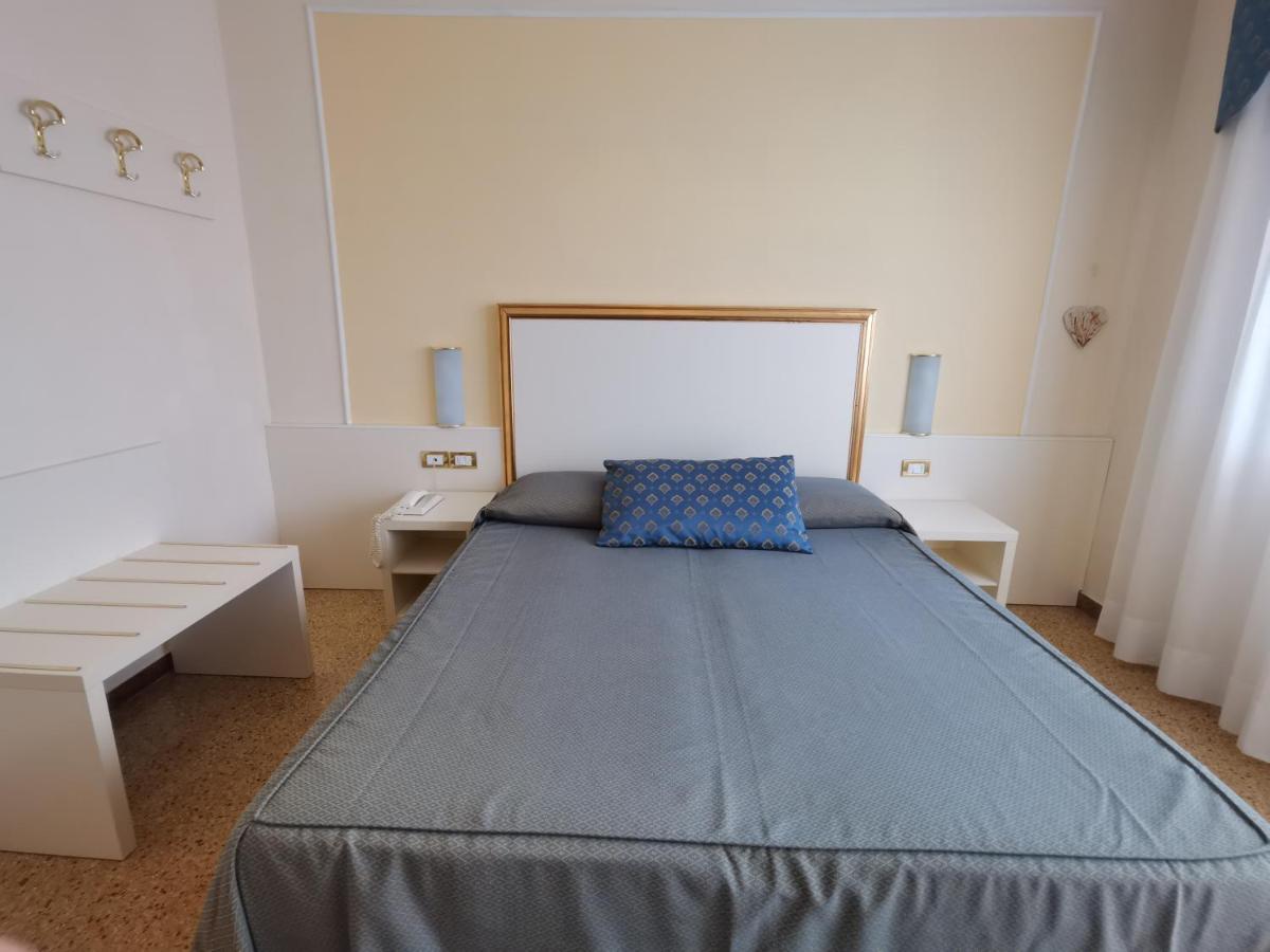 Hotel Astoria Bibione Esterno foto