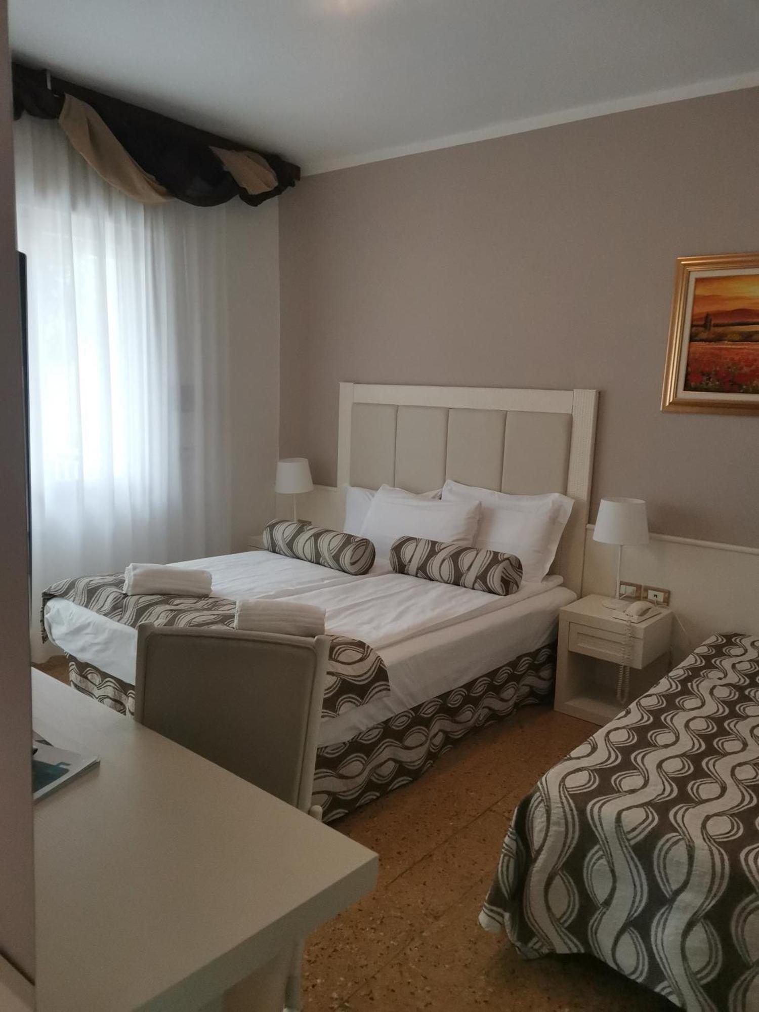 Hotel Astoria Bibione Esterno foto