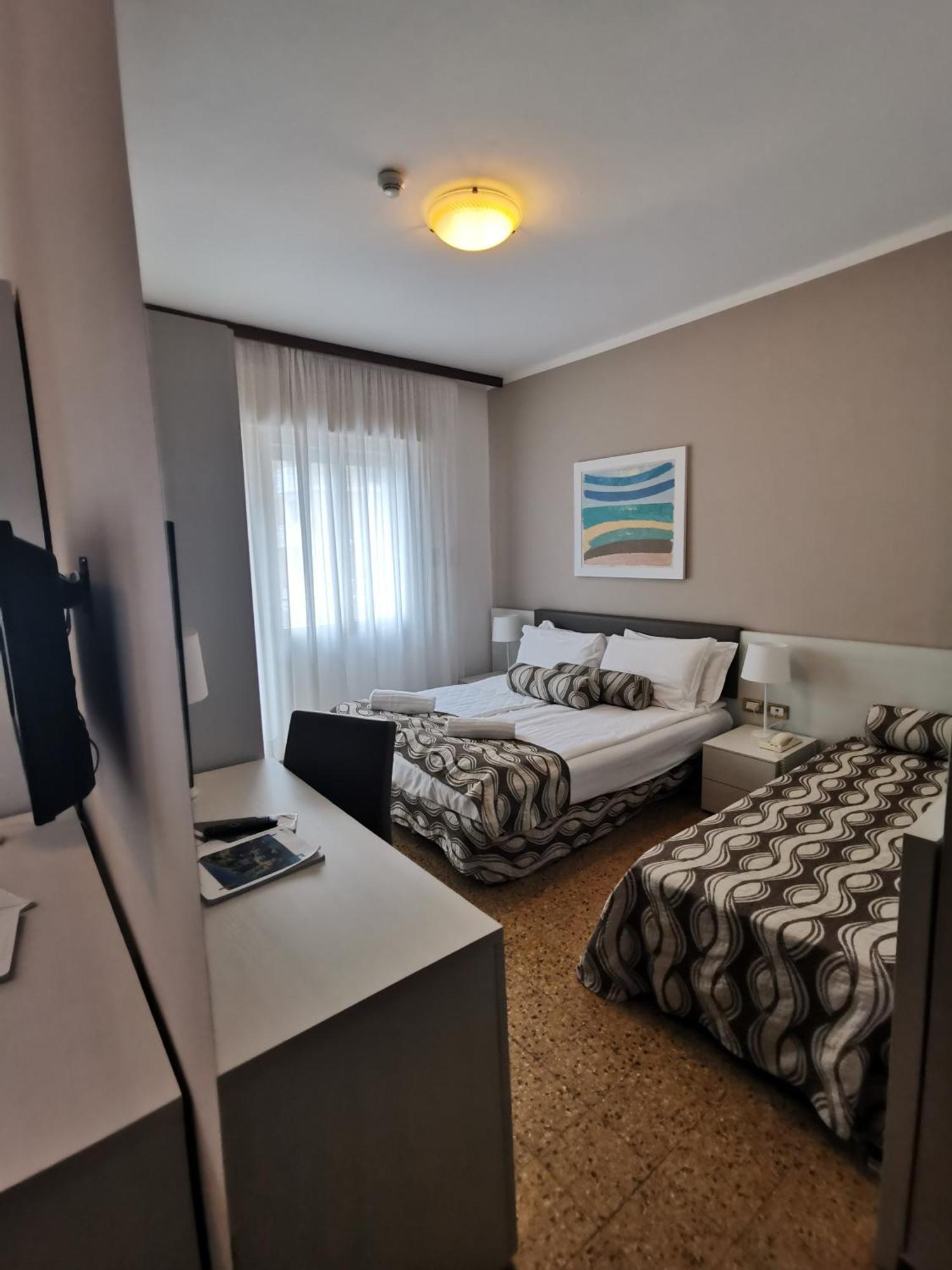 Hotel Astoria Bibione Esterno foto