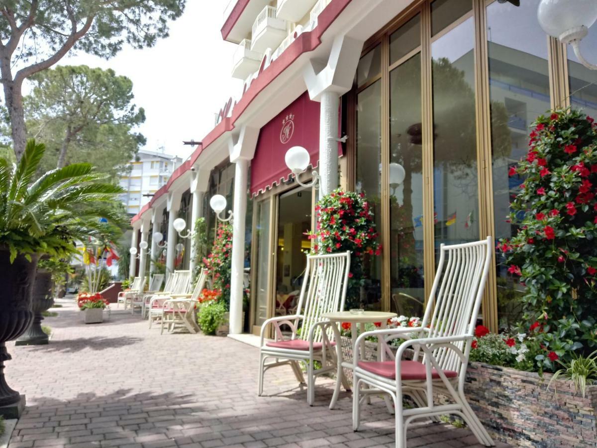 Hotel Astoria Bibione Esterno foto