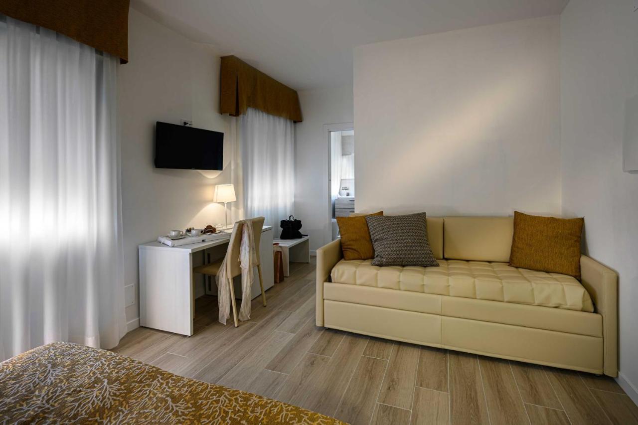Hotel Astoria Bibione Esterno foto